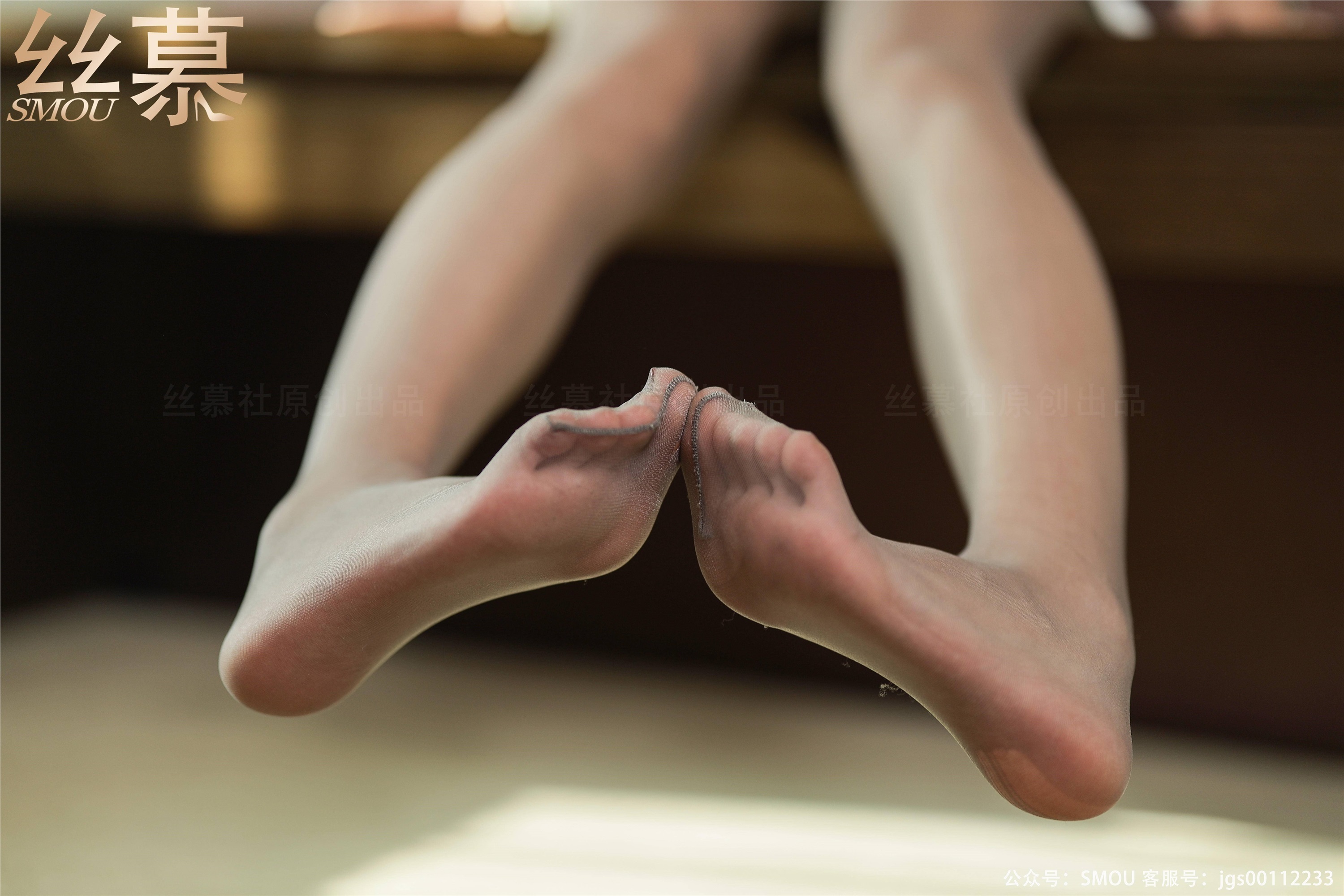 丝慕写真 SM432 天天一元 模特：米朵《灰色超薄连裤袜》